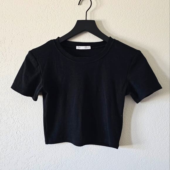 Zara Black Crop Tee - Picture 1 of 3